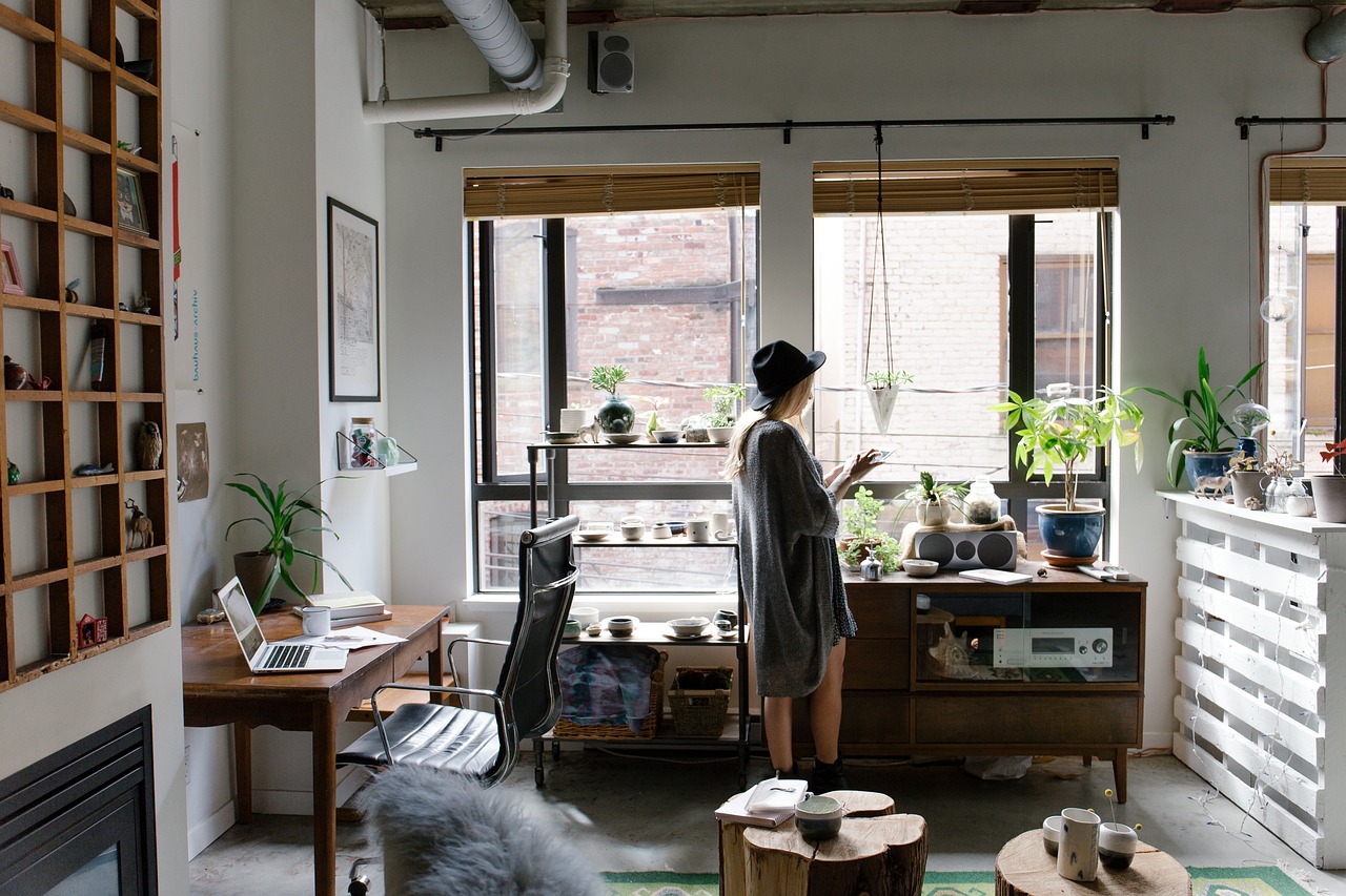 Top 10 Time Management Tips for Remote Workers Using AI Tools